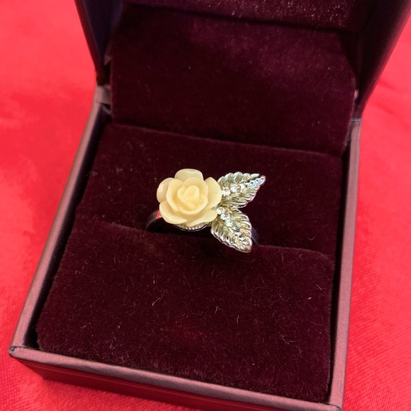 Accessorize Jewelry - 🌹 Beautiful ROSE Ring by Accessorize !